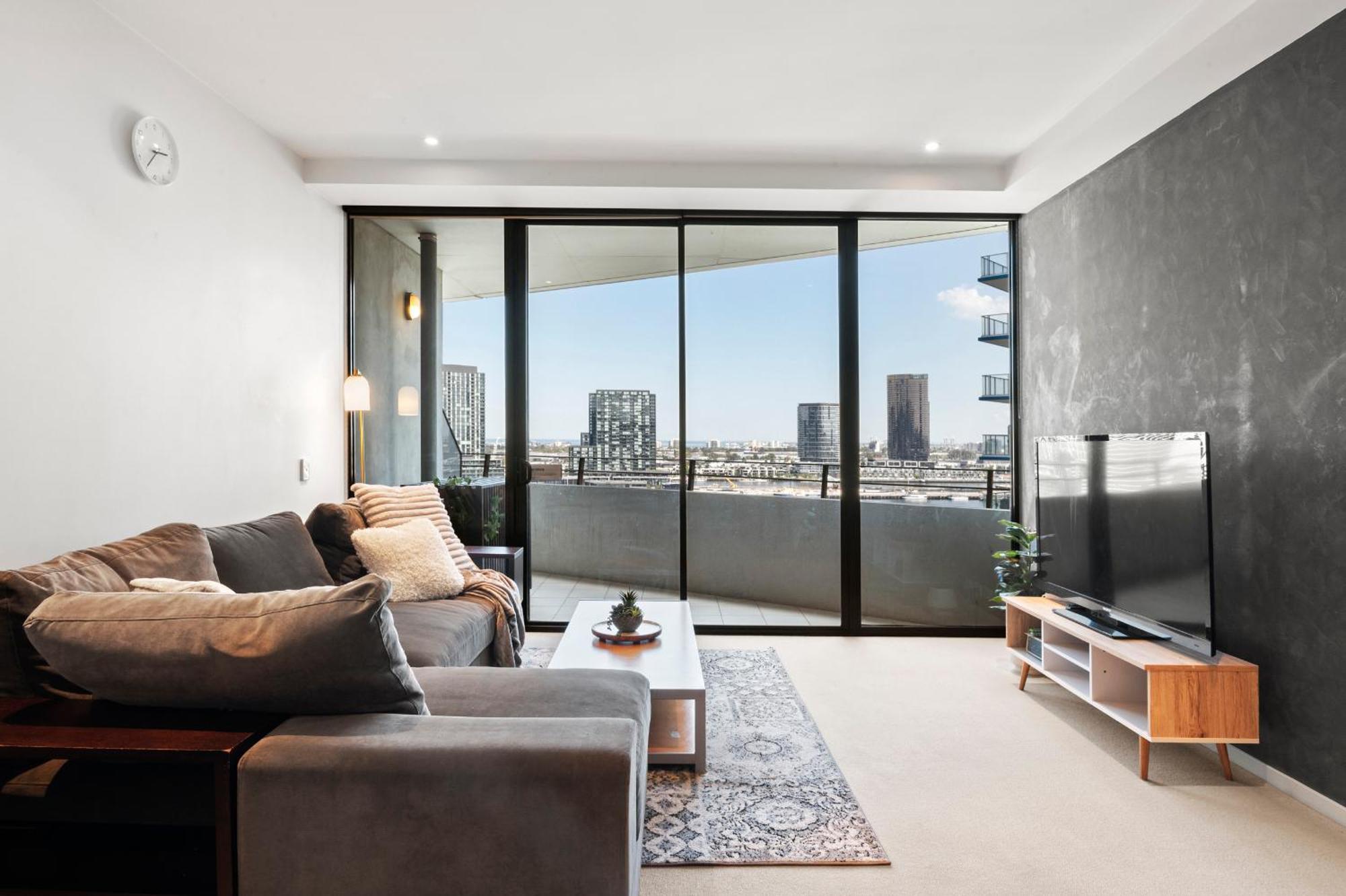 Sea View, Gym & Pool, 2 Bedrooms 2 Bathrooms Мельбурн Экстерьер фото