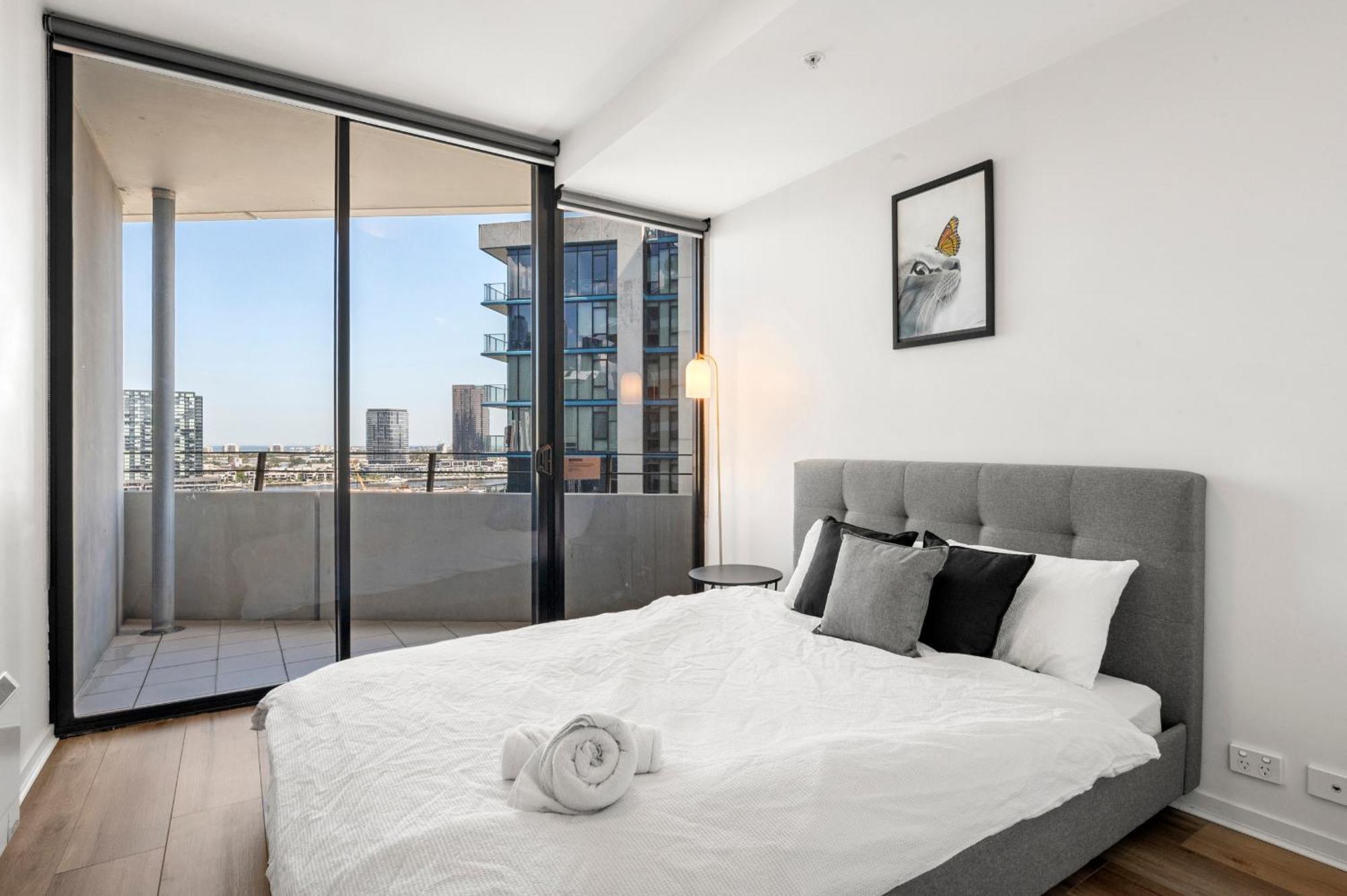 Sea View, Gym & Pool, 2 Bedrooms 2 Bathrooms Мельбурн Экстерьер фото
